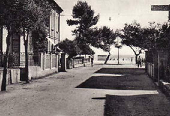 Albergo Lido Silvi Marina Exteriör bild